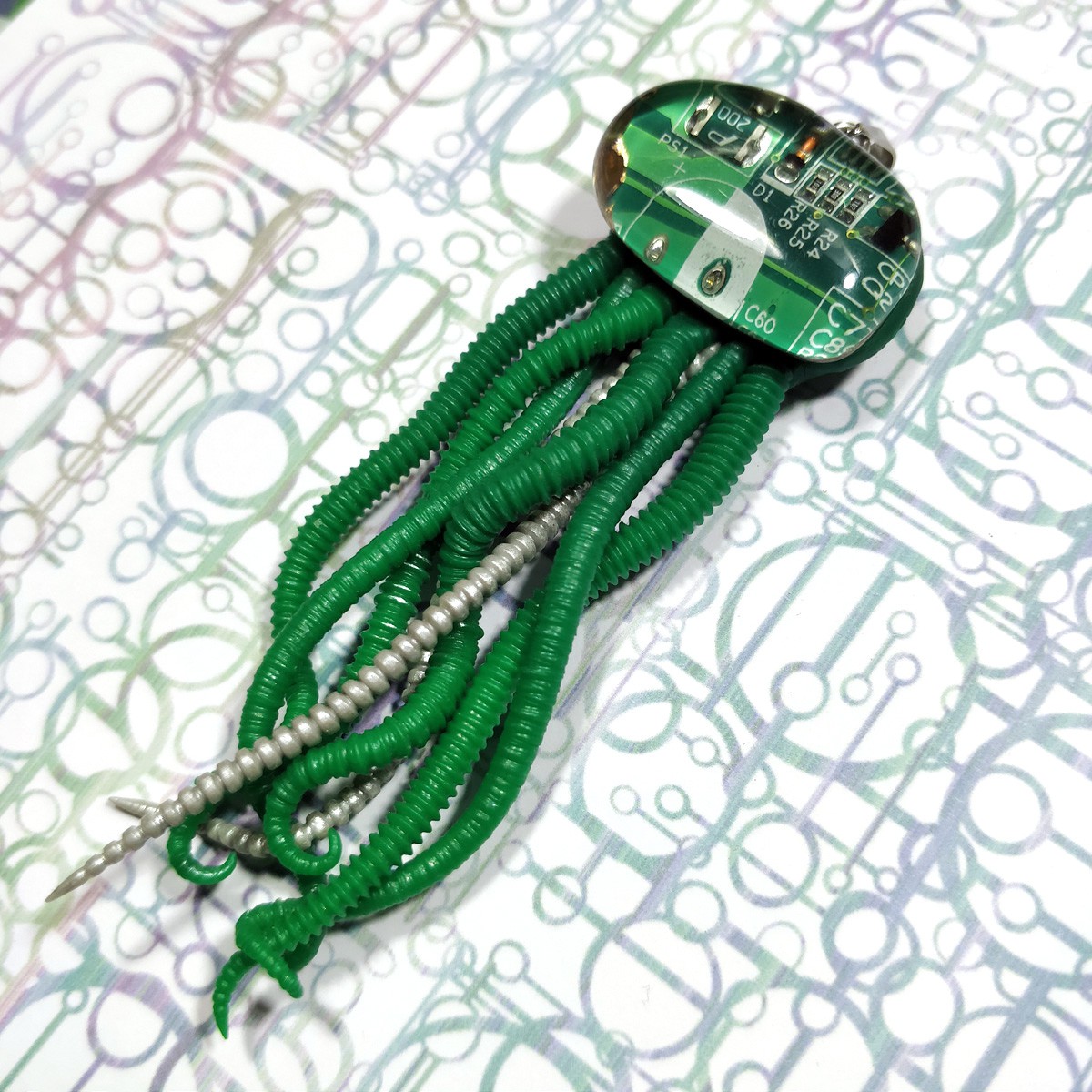collier méduse  circuit imprimé vert biomech
