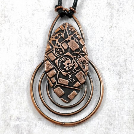 pendentif artefact cthulhu lovecraft cuivre glyphe gravure