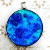 Pendentif grande lune bleu nuit mystique